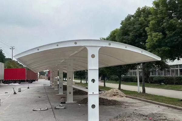 膜結(jié)構(gòu)鋼材加工：嚴格遵循這些標準，確保工程品質(zhì)